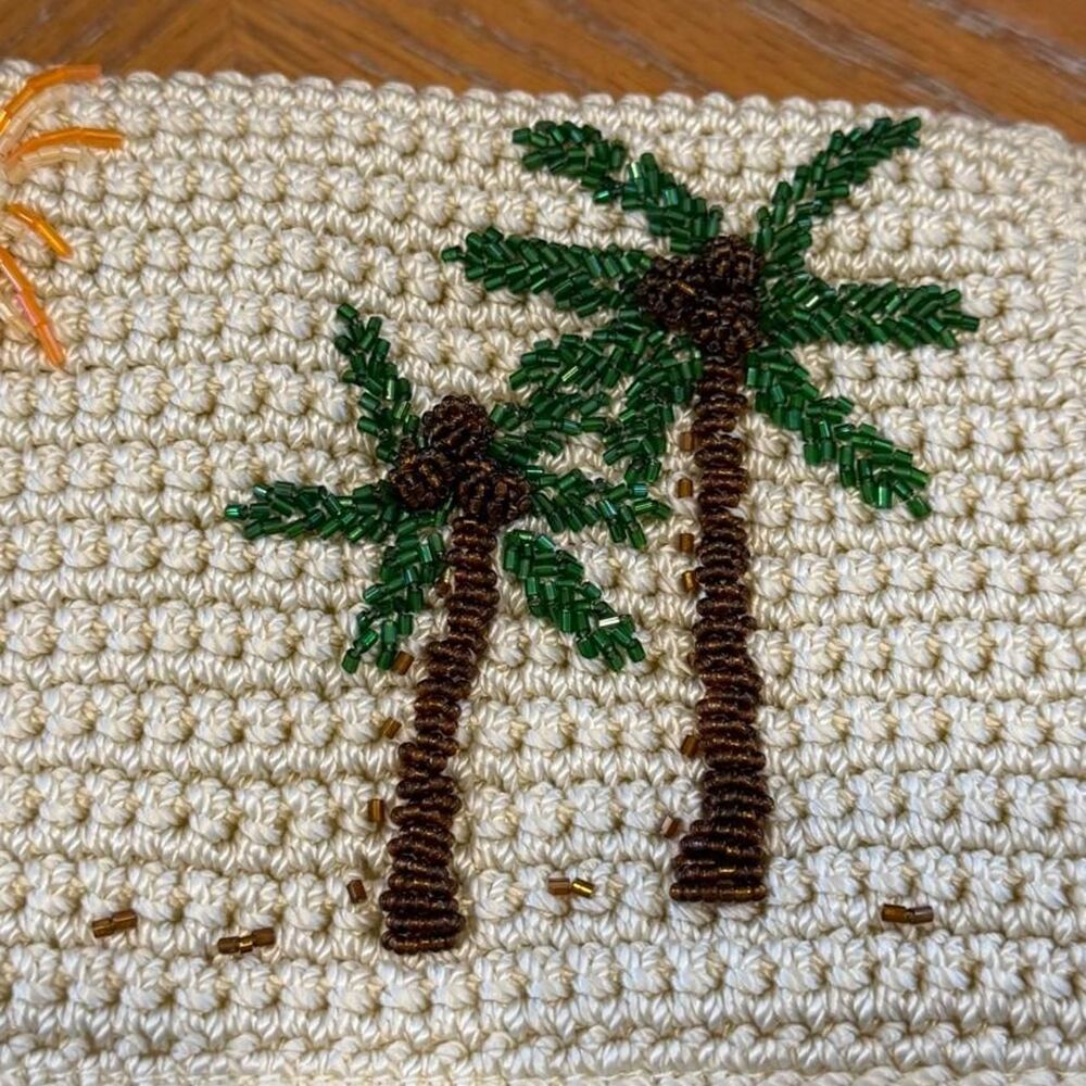 NWT Vintage The Sak Knit Classic Crochet Beaded Palm Tree & Sun Crossbody - Picture 7 of 8